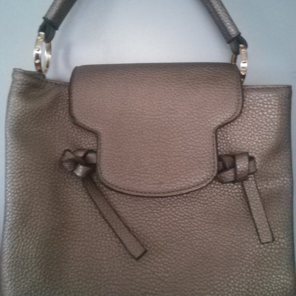 Mellow World Leather Tote